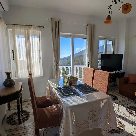 Casa vacanze Lakena Sunset View Menetaí