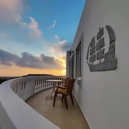 Lakena Sunset View Holiday home *